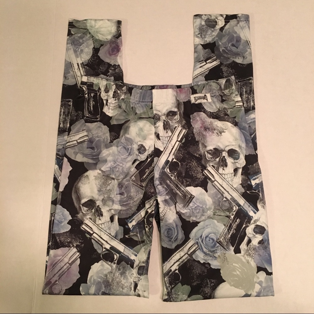 Understar skull leggings yoga pants size medium